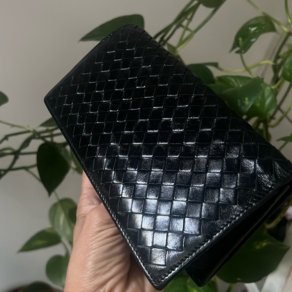 🔥 Bottega Veneta Woven Leather Wallet 🔥 - Picture 1 of 13